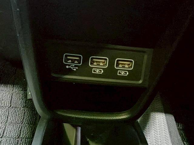 ホンダ Ｎ−ＯＮＥ ６６０ プレミアム ツアラー R4年 (関東) 99