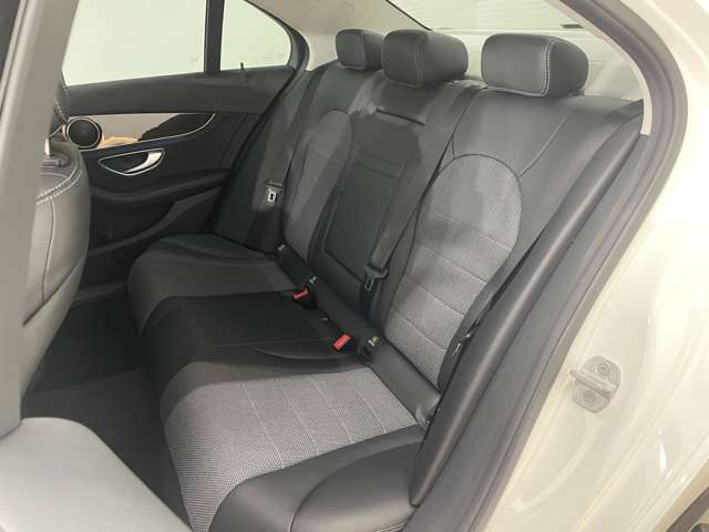 メルセデスベンツ Ｃクラス Ｃ２２０ Ｄ アバンギャルド ディーゼルターボ H27年 (関東) 99