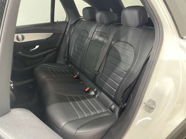 メルセデスベンツ ＧＬＣクラス ２２０ Ｄ ４マチック スポーツ （本革仕様） ディーゼルターボ ４ＷＤ R1年 (関東) 99