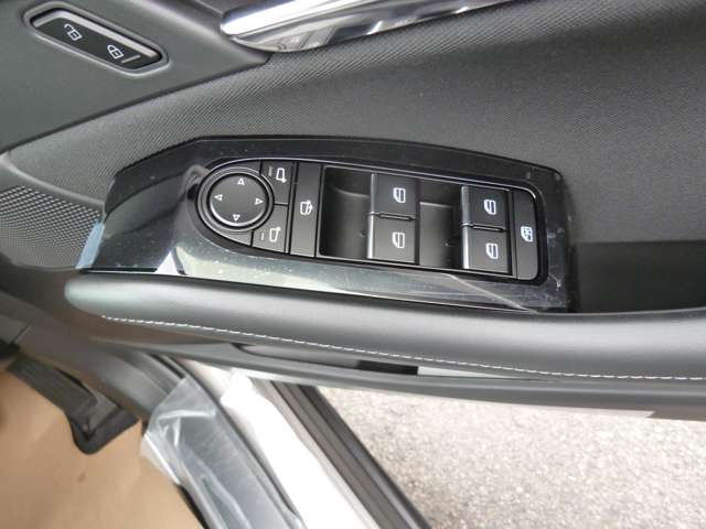 マツダ ＣＸ−３０ ２．０ ２０Ｓ Ｉ セレクション R8年 (九州・沖縄) 99