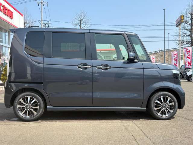 ホンダ Ｎ　ＢＯＸ カスタム ６６０ R7年 (東北) 99