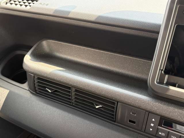 ホンダ Ｎ　ＢＯＸ カスタム ６６０ R7年 (東北) 99