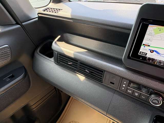 ホンダ Ｎ　ＢＯＸ カスタム ６６０ R6年 (東北) 99