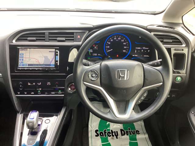 ホンダ シャトル １．５ ハイブリッド H27年 (東北) 99