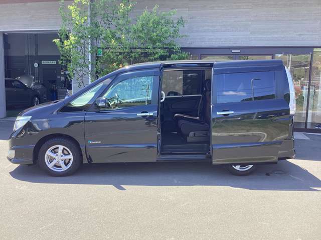 日産 セレナ ２．０ ハイウェイスター Ｓ－ＨＹＢＲＩＤ アドバンストセーフティ パッケージ H26年 (東北) 99