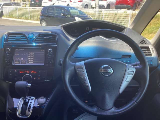 日産 セレナ ２．０ ハイウェイスター Ｓ－ＨＹＢＲＩＤ アドバンストセーフティ パッケージ H26年 (東北) 99