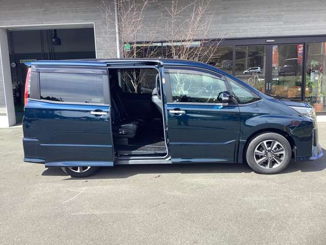 トヨタ ノア ２．０ ＳＩ ＷＸＢ H30年 (東北) 99