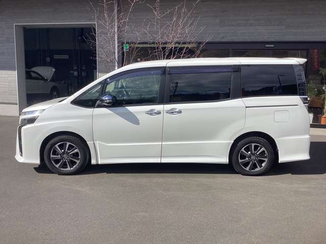 トヨタ ヴォクシー ２．０ ＺＳ 煌 H30年 (東北) 99