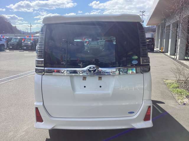 トヨタ ヴォクシー ２．０ ＺＳ 煌 H30年 (東北) 99