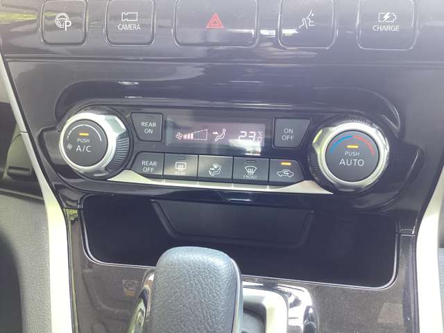 日産 セレナ １．２ Ｅ－ＰＯＷＥＲ ハイウェイスター Ｖ H30年 (東北) 99