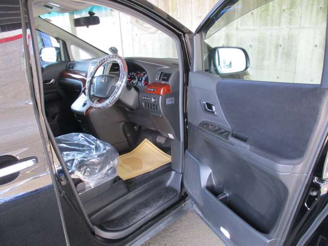 トヨタ ヴェルファイア ２．４Ｚ　プラチナセレクション H22年 (東北) 99
