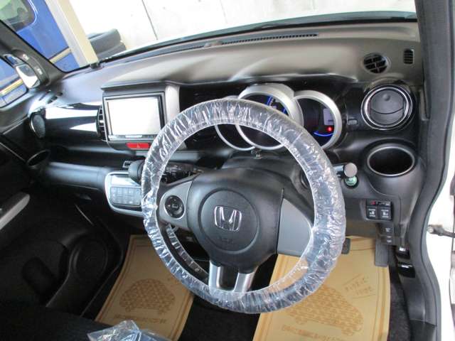 ホンダ Ｎ　ＢＯＸ ６６０ カスタムＧ ＳＳパッケージ H28年 (東北) 99
