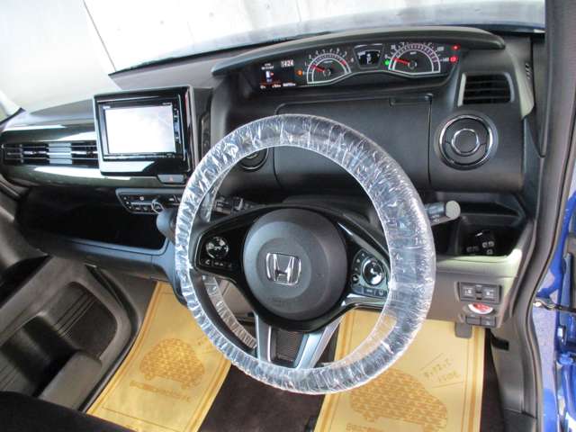 ホンダ Ｎ　ＢＯＸ カスタム ６６０ Ｇ Ｌ ホンダセンシング H29年 (東北) 99
