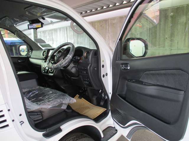 日産 キャラバンバン ２．４ グランド プレミアムＧＸ ロングボディ ディーゼルターボ ４ＷＤ R5年 (東北) 99