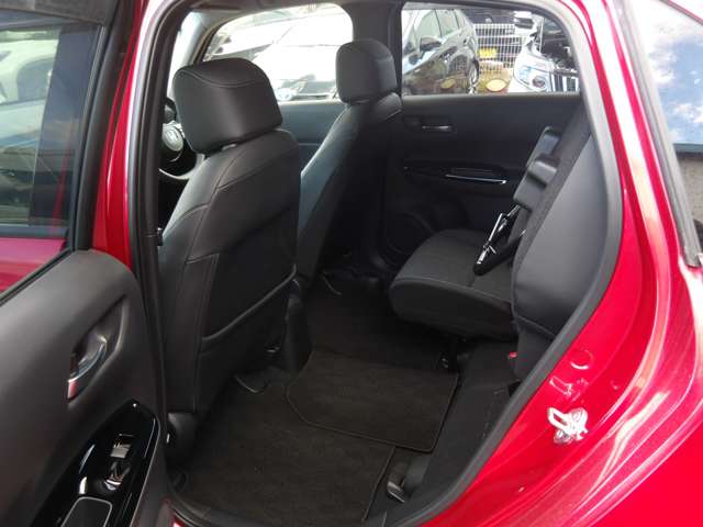 ホンダ フィット １．３ ホーム R2年 (東北) 99