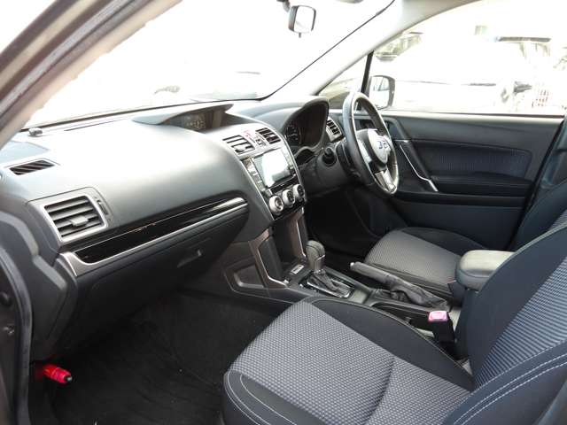 スバル フォレスター ２．０Ｉ－Ｌ アイサイト ４ＷＤ H28年 (東北) 99