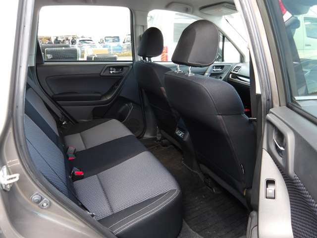 スバル フォレスター ２．０Ｉ－Ｌ アイサイト ４ＷＤ H28年 (東北) 99