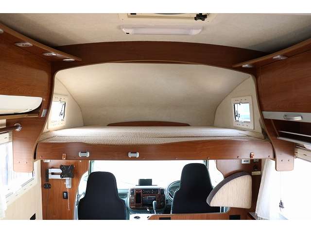 トヨタ カムロード キャンピングカーバンテックジル５２０４ＷＤ H27年 (東北) 99