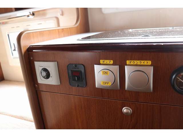 トヨタ カムロード キャンピングカーバンテックジル５２０４ＷＤ H27年 (東北) 99