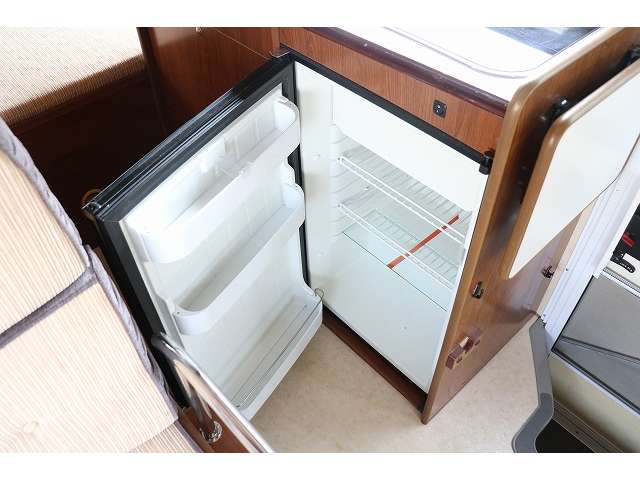 トヨタ カムロード キャンピングカーバンテックジル５２０４ＷＤ H27年 (東北) 99