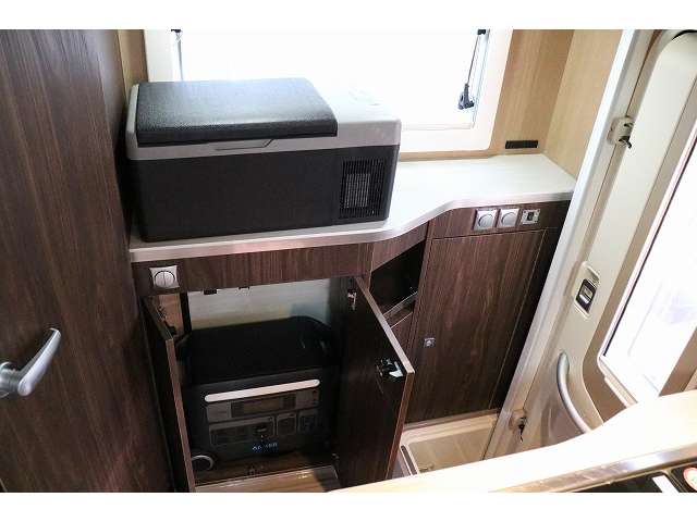 トヨタ カムロード キャンピングカーバンテックコルドリーブス R4年 (東北) 99