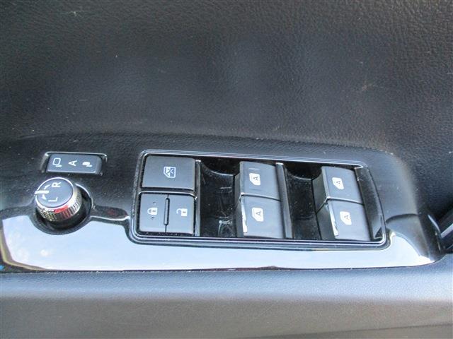 トヨタ ヴェルファイア ２．５ Ｚ ４ＷＤ H27年 (東北) 99