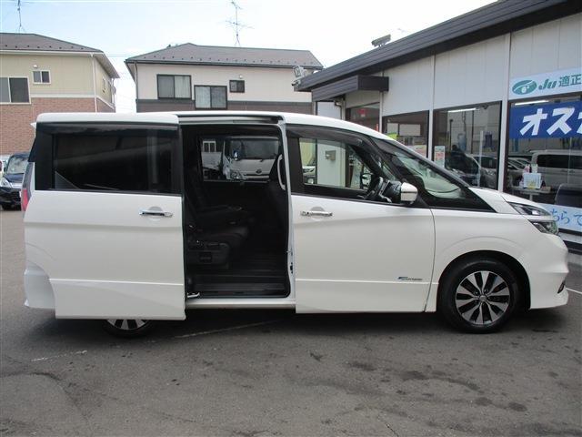 日産 セレナ ２．０ ハイウェイスター Ｖセレクション H30年 (東北) 99