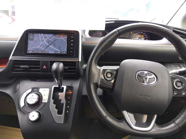 トヨタ シエンタ　ハイブリッド ハイブリッド １．５ Ｇ H27年 (東北) 99