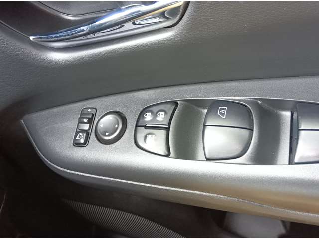 日産 セレナ １．２ Ｅ－ＰＯＷＥＲ ハイウェイスター Ｖ R1年 (東北) 99
