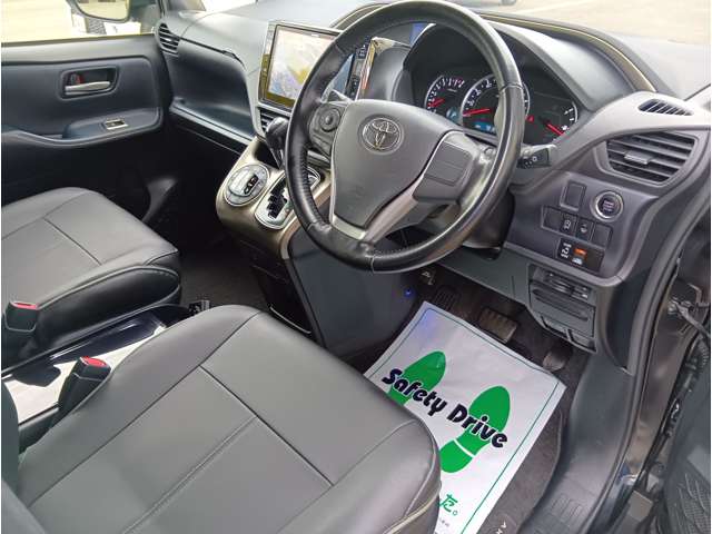 トヨタ ヴォクシー ２．０ ＺＳ H27年 (東北) 99