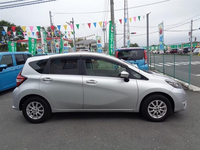 日産 ノート １．２ Ｘ H30年 (東北) 99