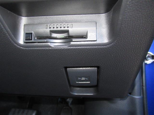トヨタ アクア １．５ Ｇ Ｅ－ＦＯＵＲ ４ＷＤ R3年 (東北) 99