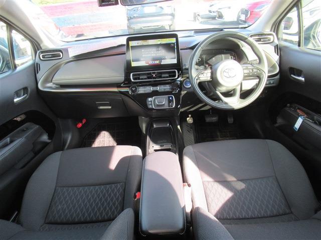 トヨタ アクア １．５ Ｚ Ｅ－ＦＯＵＲ ４ＷＤ R3年 (東北) 99