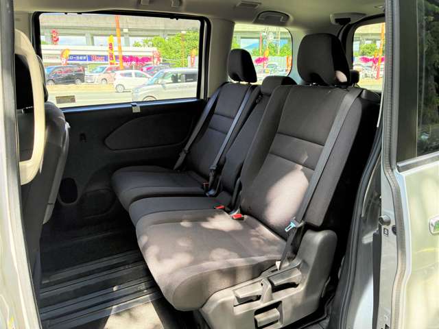 日産 セレナ ２．０ Ｘ ４ＷＤ H29年 (東北) 99