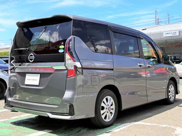 日産 セレナ ２．０ ハイウェイスター Ｖ ４ＷＤ R1年 (東北) 99