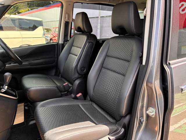 日産 セレナ ２．０ ハイウェイスター Ｖ ４ＷＤ R1年 (東北) 99