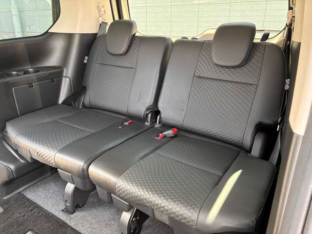 日産 セレナ ２．０ ハイウェイスター Ｖ ４ＷＤ R1年 (東北) 99