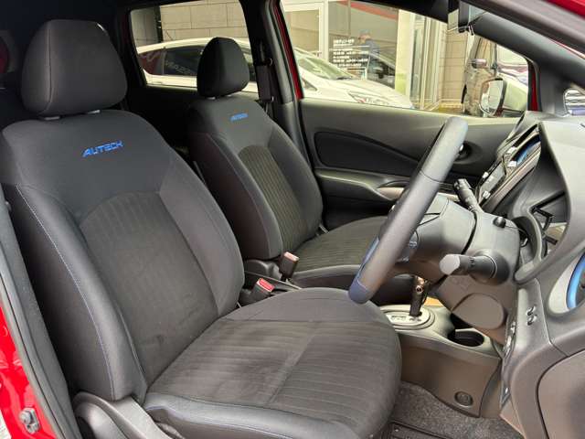 日産 ノート １．２ ＡＵＴＥＣＨ ＦＯＵＲ ４ＷＤ H30年 (東北) 99