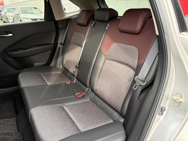 日産 ノートオーラ １．２ Ｇ R4年 (東北) 99