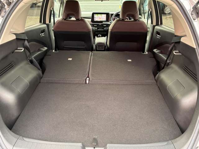 日産 ノートオーラ １．２ Ｇ R4年 (東北) 99