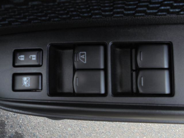 日産 ノート １．２ Ｘ ＦＯＵＲ Ｖセレクション プラスセーフティ ４ＷＤ H27年 (東北) 99