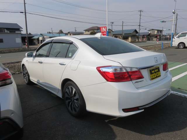 ホンダ アコード　ハイブリッド ２．０ ＥＸ H26年 (東北) 99