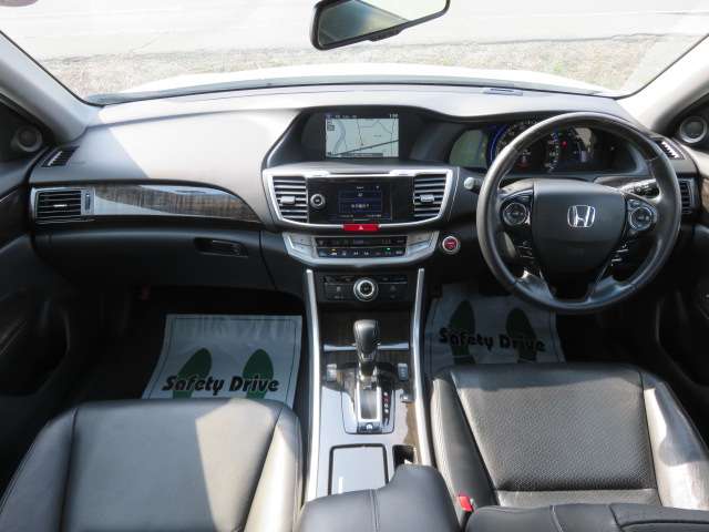 ホンダ アコード　ハイブリッド ２．０ ＥＸ H26年 (東北) 99