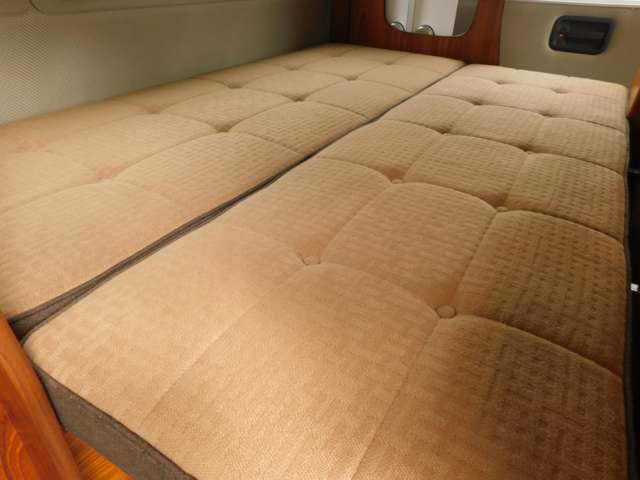 トヨタ ハイエースバン キャンピングカー H27年 (関東) 99