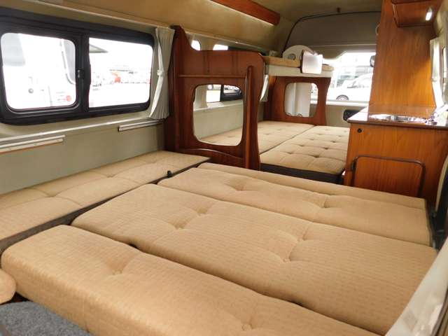 トヨタ ハイエースバン キャンピングカー H27年 (関東) 99