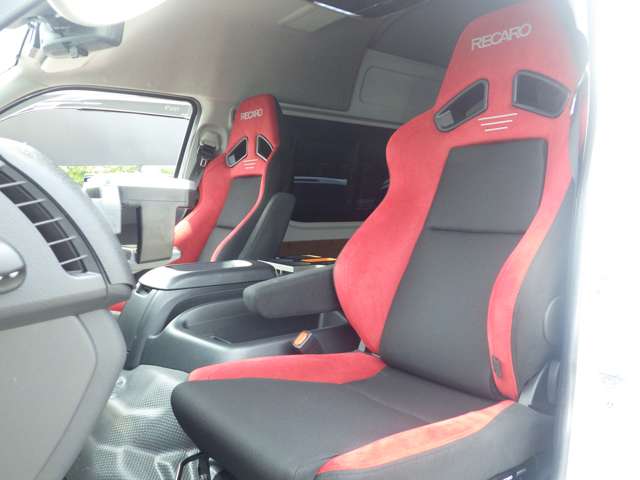 トヨタ ハイエースバン ２．８ ＤＸ ワイド スーパーロング ハイルーフ ディーゼルターボ ４ＷＤ R6年 () 99