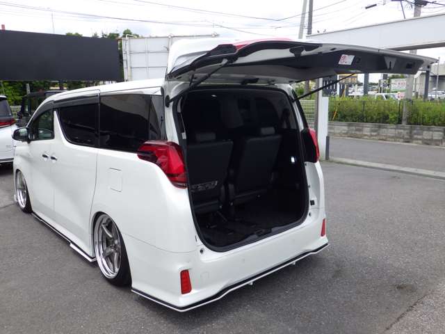 トヨタ アルファード ２．５ Ｓ Ｃパッケージ R1年 (関東) 99