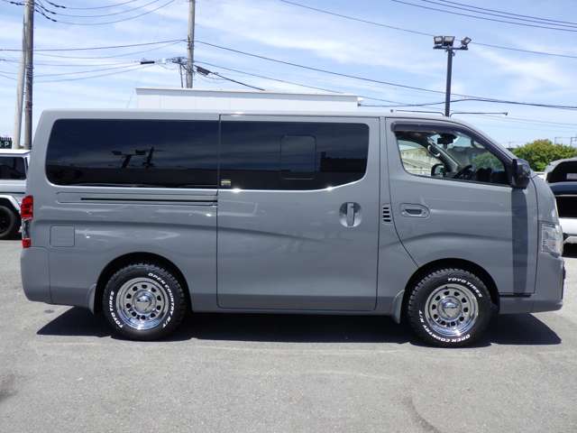 日産 キャラバンバン ２．０ グランド プレミアムＧＸ ロングボディ マルチベッド テーブル付車 R4年 (関東) 99