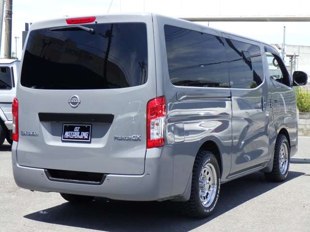 日産 キャラバンバン ２．０ グランド プレミアムＧＸ ロングボディ マルチベッド テーブル付車 R4年 (関東) 99