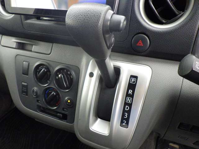 日産 ＮＶ３５０キャラバン ２．５ ＶＸ ロングボディ ディーゼルターボ H30年 (関東) 99